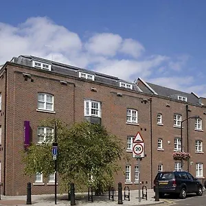 Premier Southwark Лондон
