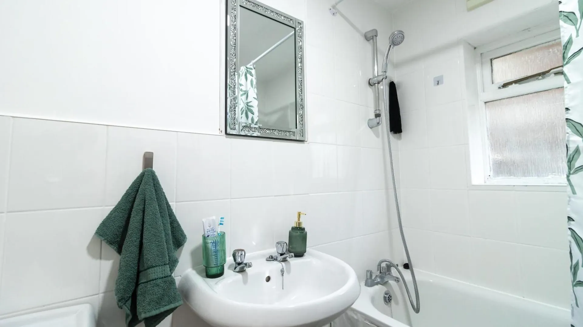 2Bd Garden Flat - Parking - O2,Excel,Cityairport London Apartment